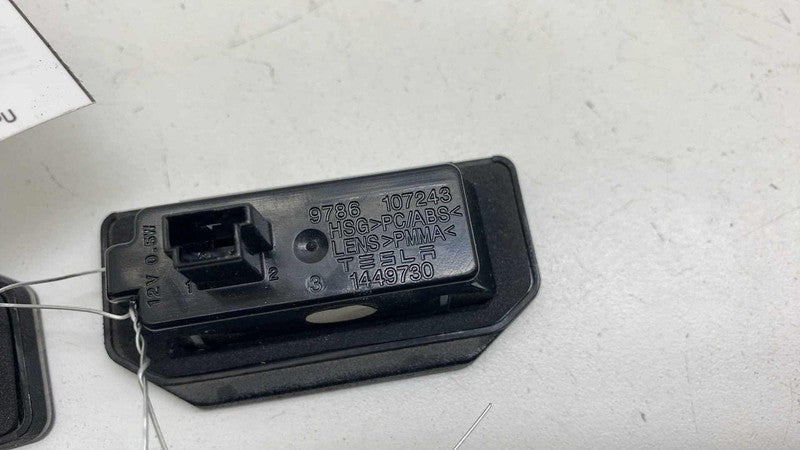 ⭕ 17-24 Tesla Model 3 Rear Left or Right License Plate Light Lamp 1449