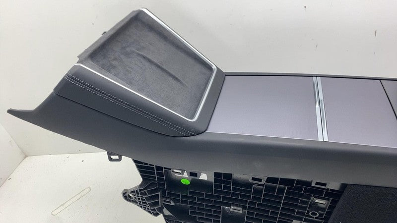 ⭕ 2025-2026 Model Y MY Juniper Front Center Console w/ Side Panels 193