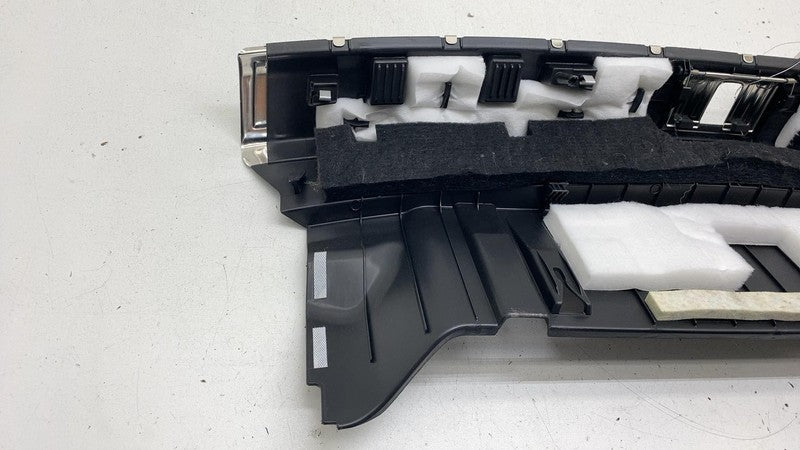 4KE 863 471 ⭕ 19-23 E-Tron Trunk Lock Latch Lock Sill Scuff Plate Trim Cover 4KE863471