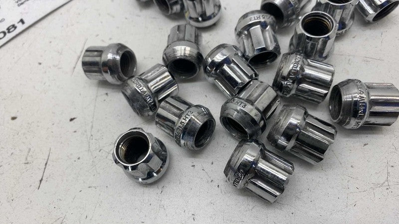 ⭕ 2014-2022 Range Rover Sport Gorilla Short Chrome Locking Lug Nuts 14