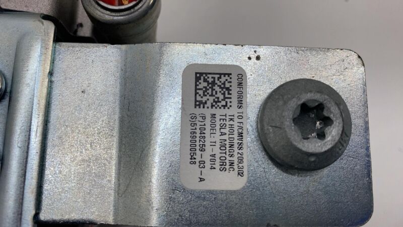 104825903A 2012-2020 Tesla Model S Front Passenger Side 1st Row Seat Belt & Retractor Right