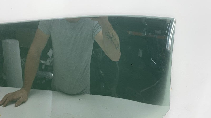 ⭕ 2022-2024 Rivian R1T Rear Passenger Side Door Glass Window Right RH Assembly