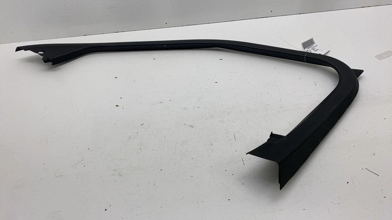 31696221 ⭕ 21-23 Polestar 2 Front Passenger Right Door Window Frame Trim Cover 31696221