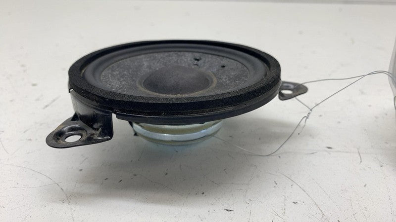 ⭕ 22-25 Rivian R1S Front Left or Right Dash Audio Tweeter Speaker 3054