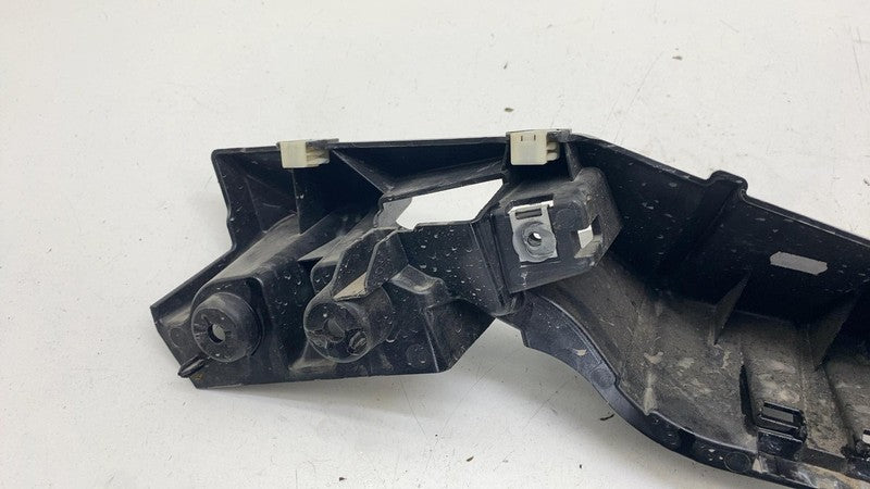 51647368157 ⭕14-21 BMW i3 I01 Front Driver Fender Mount Support Bracket Left LH 51647368157