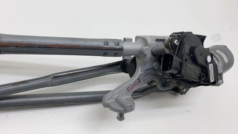 85110-10440 ⭕2018-2022 Toyota CHR Windshield Wiper Transmission Linkage w/ Motor 85110-10440