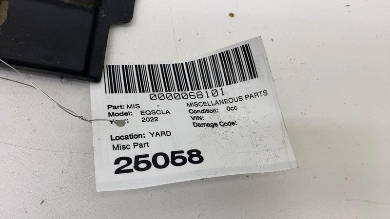 ⭕ 2022 Mercedes-Benz EQS 450+ Front Right Underrun Protection RH A2976