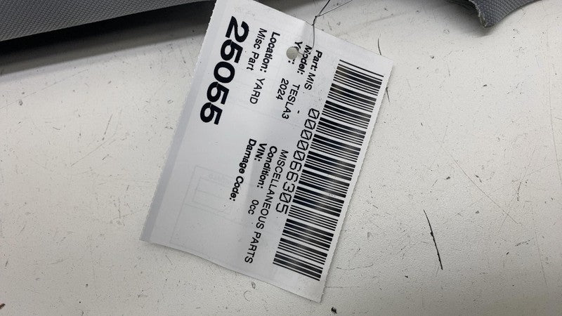 177185620H ⭕ 24 25 Model 3 Passenger Upper Rail Trim Providence Cover Right 1771856-20-H