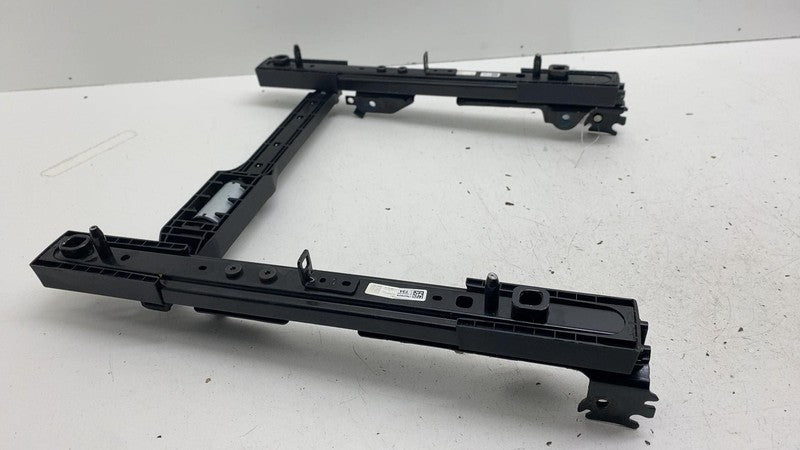 ⭕ 17-23 Model 3 M3 Front 1st Row Seat Adjuster Motor w/ Rail Track 111