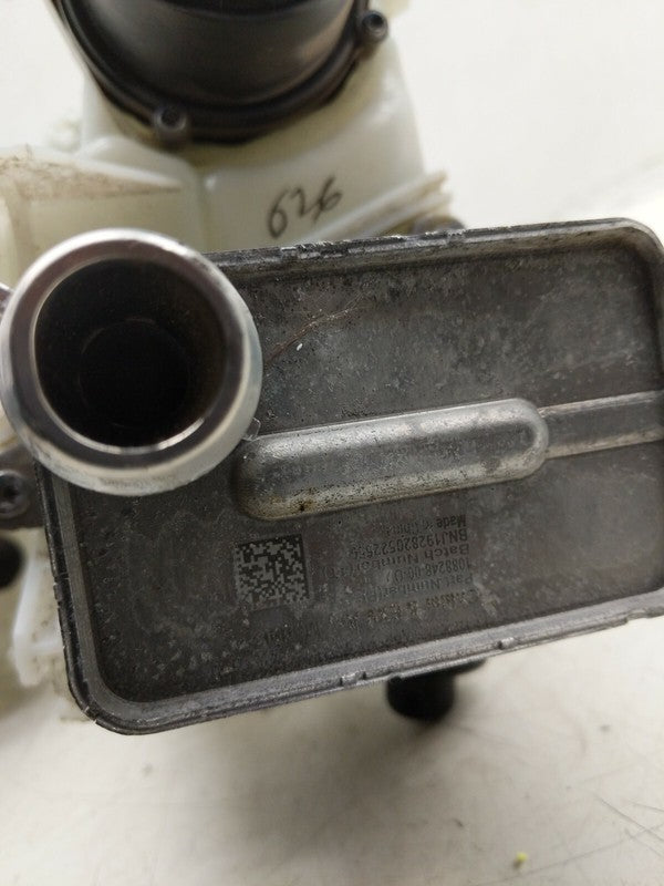 1097016 00 D ⭕ 2017-2022 Model 3 Coolant Superbottle Chiller Pump Tank Reservoir 1088248-00-D