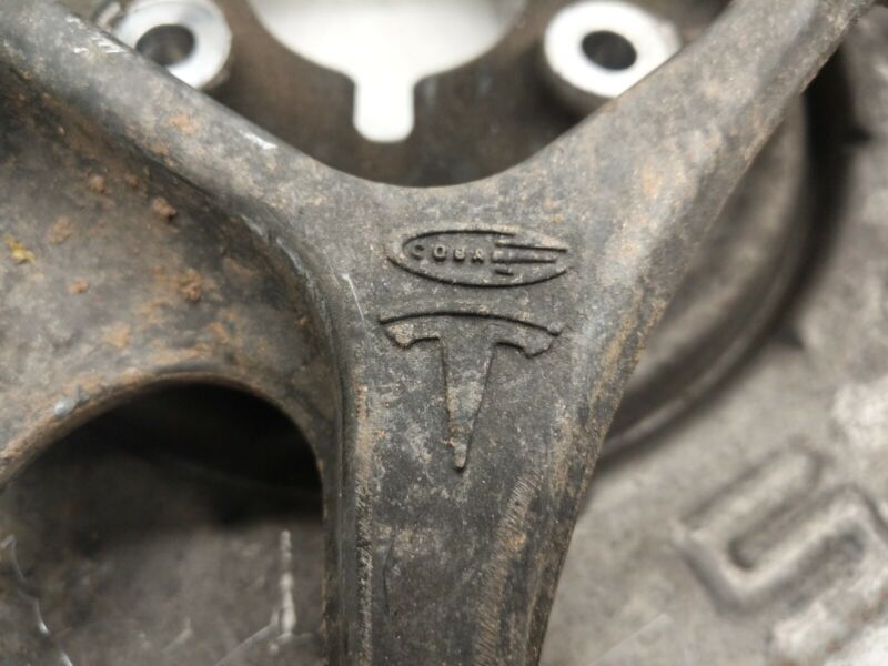 Does Not Apply 2016-2020 Tesla Model X Rear Left Suspension Spindle Knuckle with Dust Shield LH