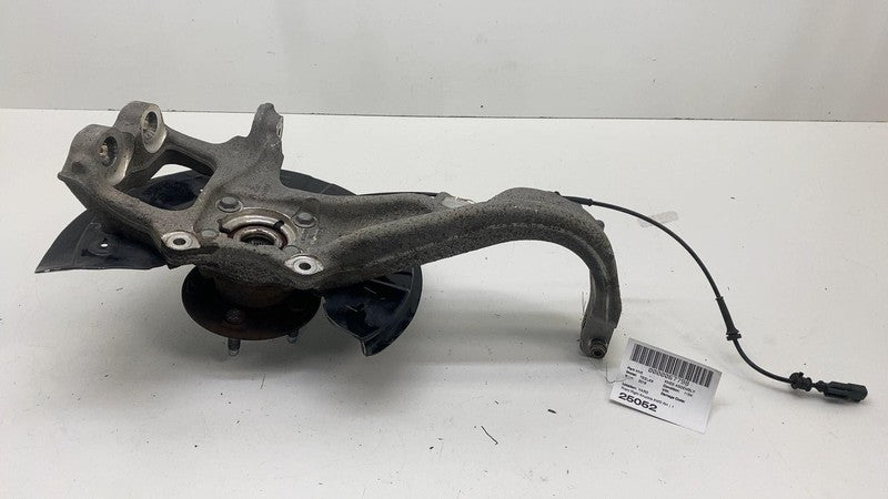 102731600F ⭕16-20 Model X Front Right Knuckle w/ ABS Sensor & Rotor Shield AWD 1027316-00-F
