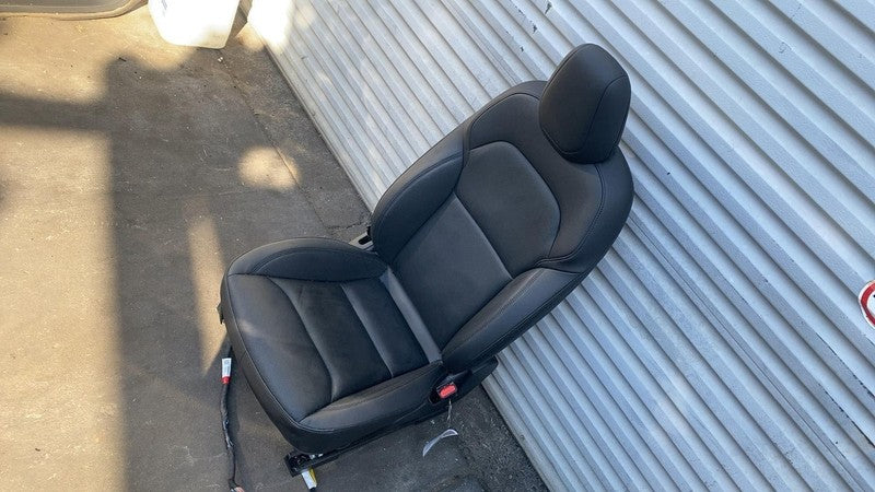 ⭕ 24-25 Tesla Model 3 Front Passenger Side 1st Row Seat Perforated Black Right