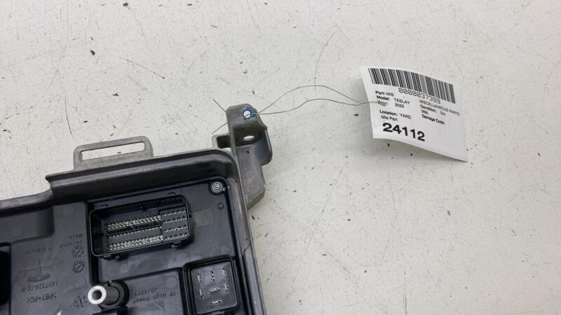 158399103C ⭕ 21-24 Tesla Model 3 Y Front Vehicle Electronic Controller Module 1583991-03-C