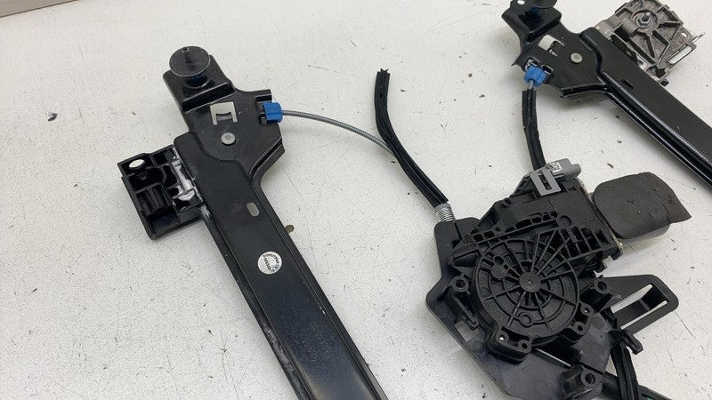 102882000C ⭕ 2016-2020 Tesla Model X Rear Left Door Window Regulator & Motor 1028820-00-C