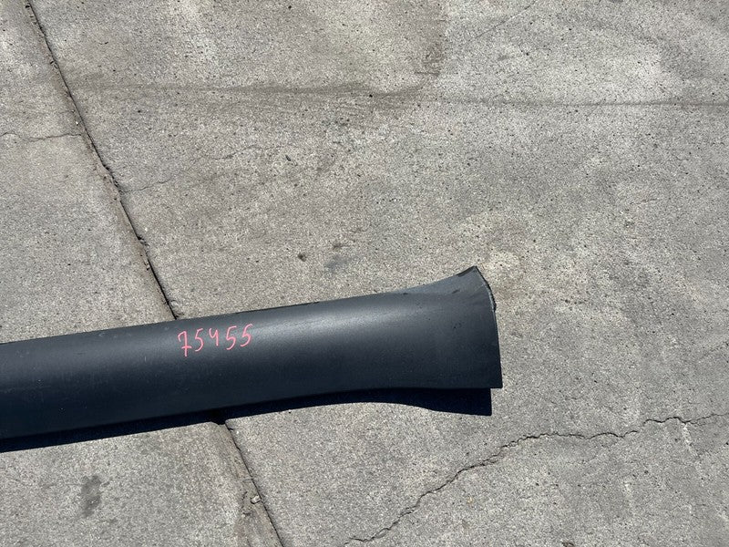 149774400B ⭕20-23 Model Y MY Right Skirt Lower Rocker Panel Molding Trim Cover 1497744-00-B