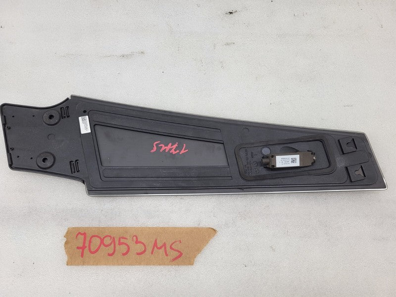 109230700C ⭕ 16-20 Model S Passenger B-Pillar Glass Applique w/ Camera Right 1092307-00-C