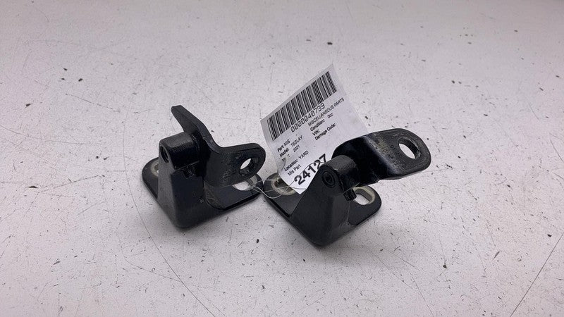 ⭕ 20-23 Model Y Front Left Upper & Lower Door Hinge Closure Assist 149