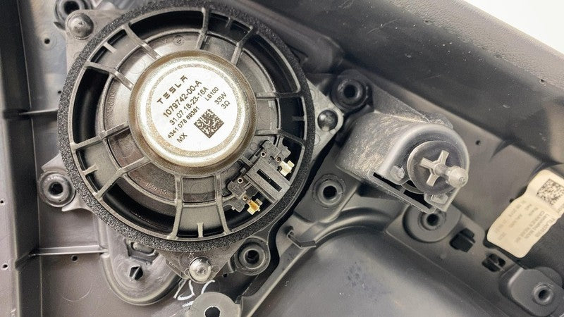 ⭕ 2017-2020 Tesla Model 3 Rear Right Interior Door Panel Trim Card 109