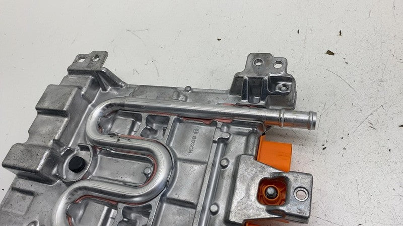 PT00001573-F ⭕ 22-24 Rivian R1S Front DC to DC Power Converter Control Module PT00001573-F