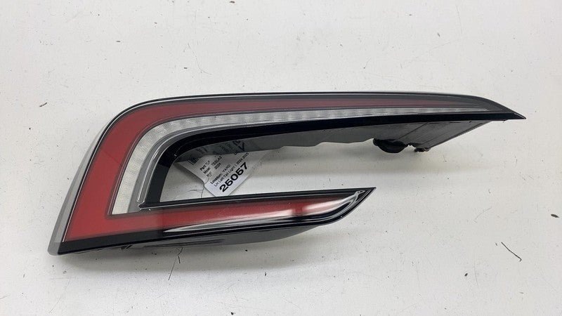 169149800F ⭕ 24-25 Model 3 Rear Driver Side Taillight Quarter Tail Lamp Left 1691498-00-F