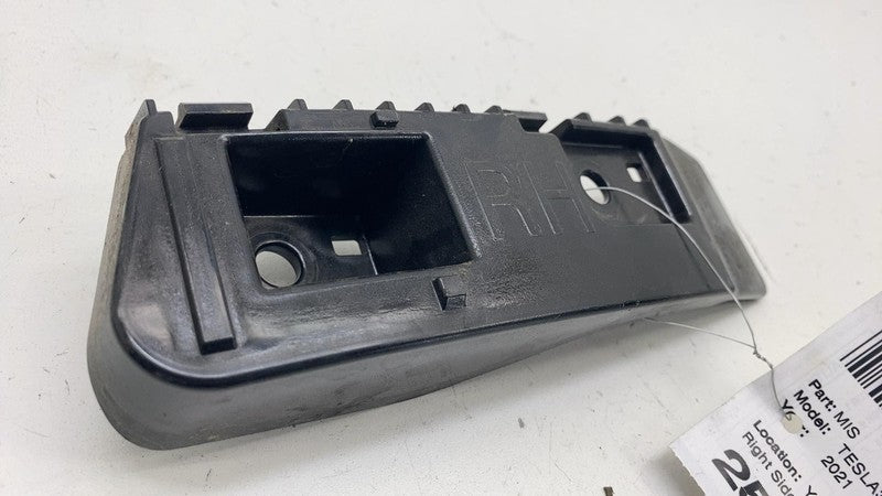 ⭕ 17-23 Model 3 Rear Right Bumper Taillamp Taillight Mount Bracket 108