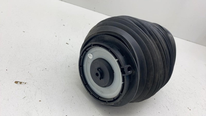 ⭕ 2025 Rivian R1S Rear Left Air Ride Suspension Spring Coil Bag OEM C1