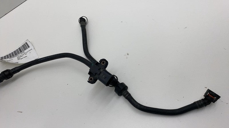 2018-2023 BMW 530e G30 Fuel Tank Vacuum Pump Breathe Vent Tube Line Ho