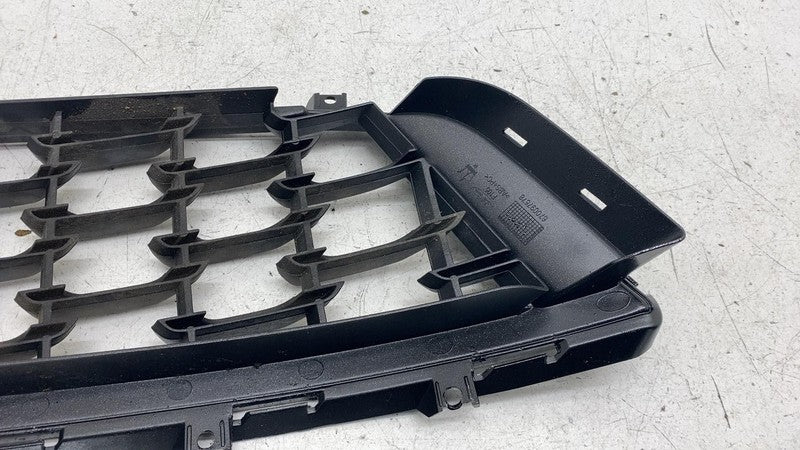 ⭕ 14-20 Maserati Ghibli Front Left Bumper Lower Molding Grille Cover 6