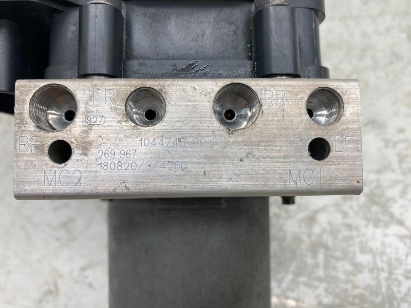 1044745 00 B ⭕ 17-23 Tesla Model 3 Anti-Lock Brake System Abs Pump Module Unit 1044745-00-B