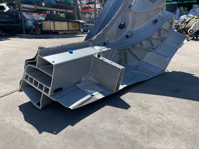 ⭕2016-2020 Tesla Model S Rear Lower Right Outer C-Pillar Structural Frame Cutout