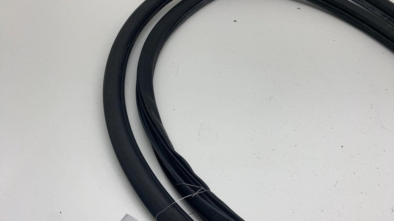 ⭕ 2016 Chevrolet Silverado 1500 Rear Door Body Weatherstrip Rubber Se