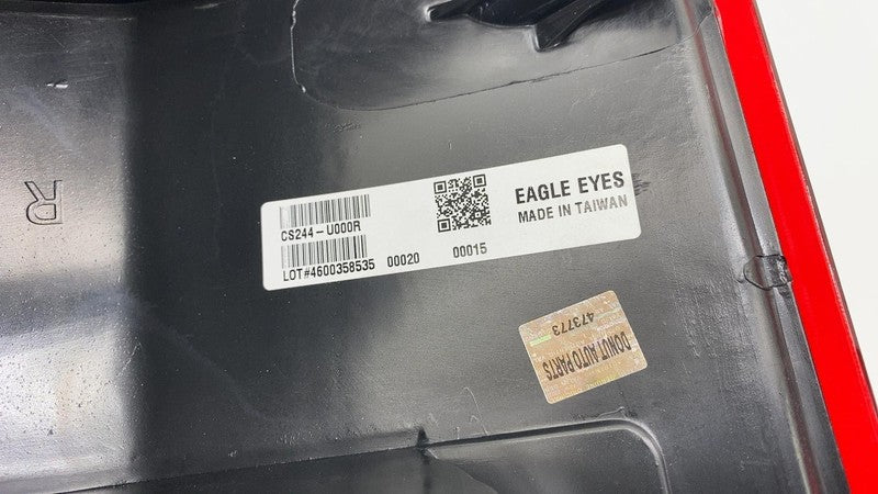 2007-2011 Dodge Nitro Rear Passenger Side Taillight Tail Lamp Right CS