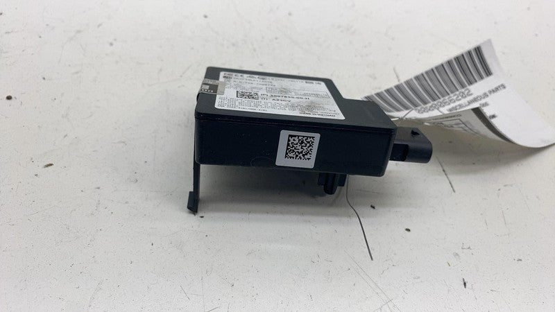 ⭕ 17-23 Tesla Model 3 Rear Bumper BCM Computer Body Control Module 109