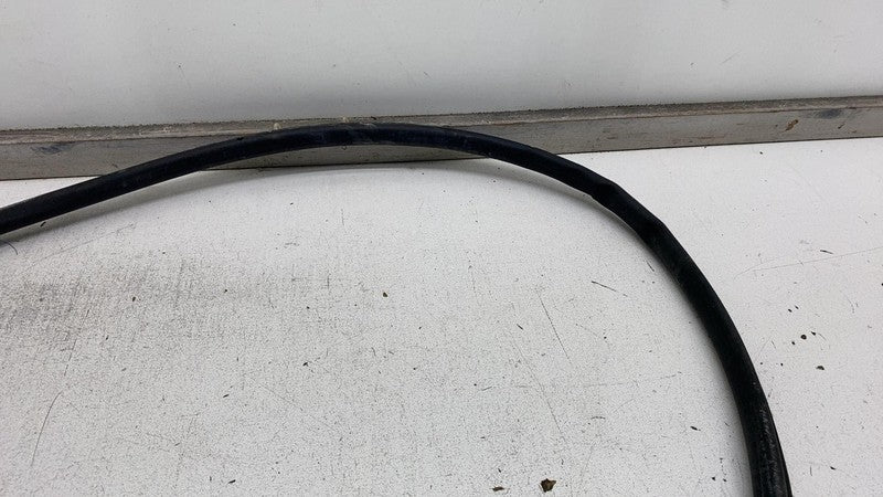 670032863 ⭕17-20 Maserati Levante Front Left Door Lower Weatherstrip Rubber Seal 670032863