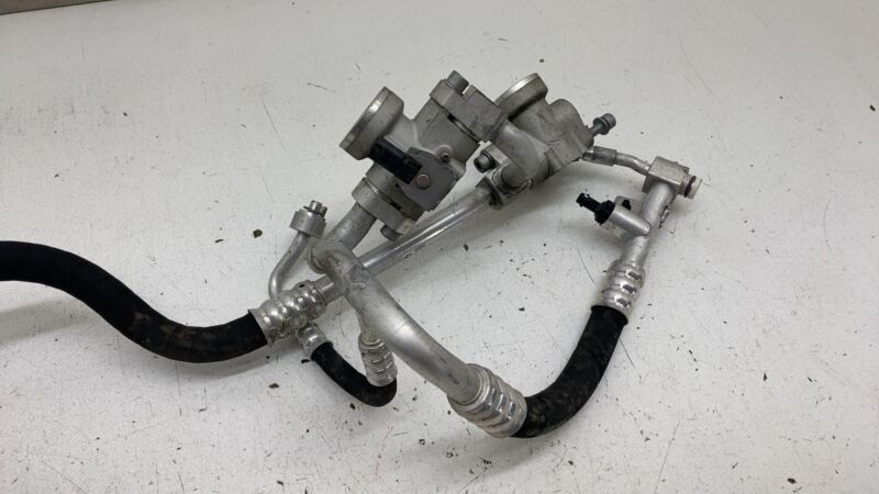 20296610 14-21 BMW i3 Air Conditioning Refrigerant AC Suction Tube Shut Valve 64506820923