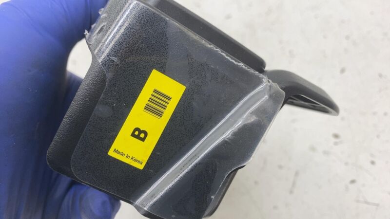 95190CVZB0 2022-2024 Kia EV6 Interior Power Outlet Socket Rear Back Center Console 120V OEM