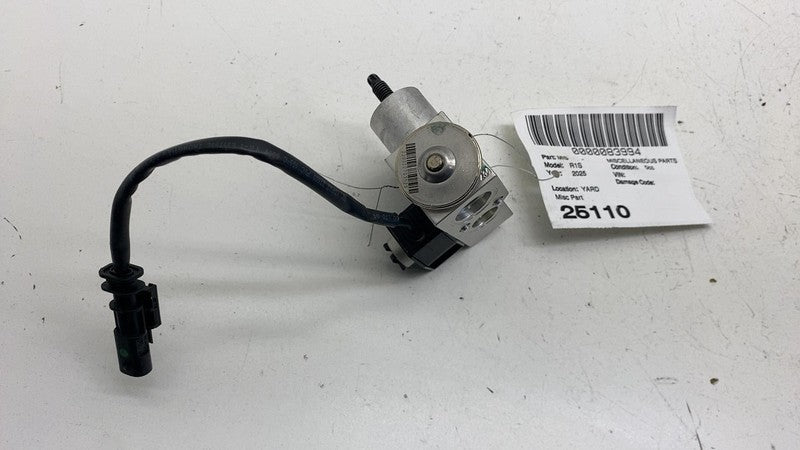 PT01105487 ⭕ 2025 Rivian R1S A/C Air Conditioning Compressor Block Valve Assy PT01105487