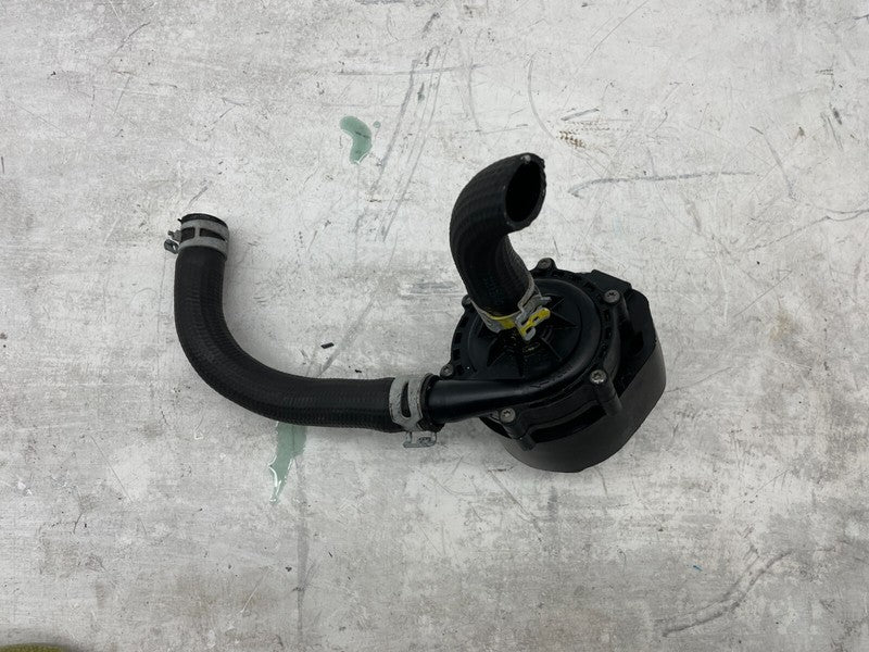 1035348 00 F ⭕ 16-20 Tesla Model S X Cooling System Auxiliary Water Coolant Pump 1035348-00-F