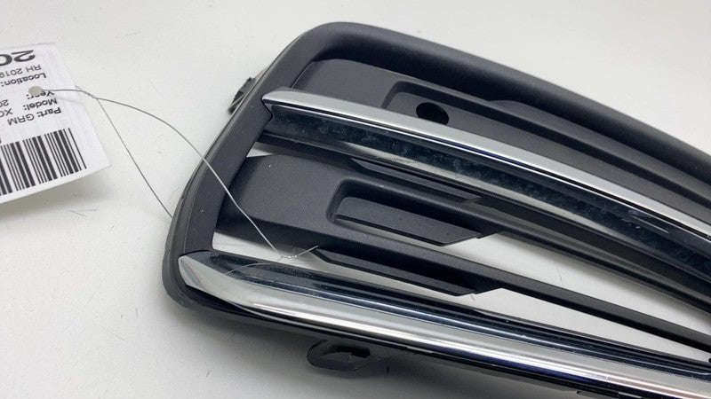 31663519 ⭕ 2019-2023 Volvo XC90 Front Passenger Side Lower Outer Grille Right 31663844