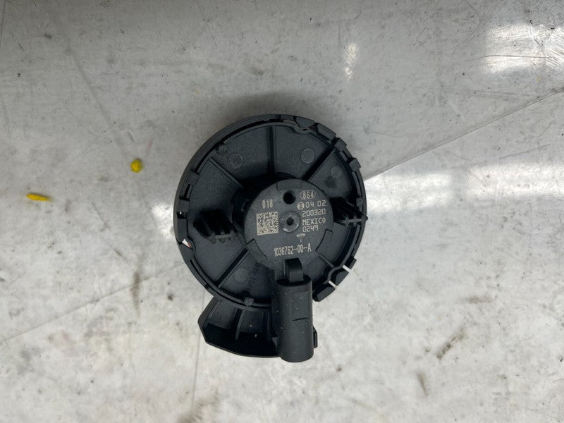 1036762 00 A ⭕17-23 Model 3 X Right or Left Door Impact Crash Pressure Sensor 1036762-00-A