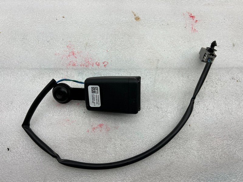 ⭕ 12-20 Tesla Model S Rear 2nd Row Left or Right Seat Belt Buckle 1005