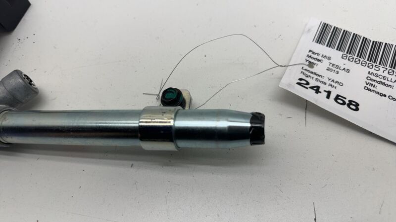 100526500B ⭕12-20 Tesla Model S Front Right Lap Pretensioner 16-20 Tesla Model X Front Left