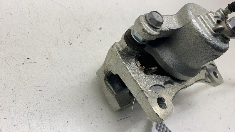 ⭕ 2020-2024 Toyota Prius Front Passenger Side Caliper w/ Brake Hose Line Right