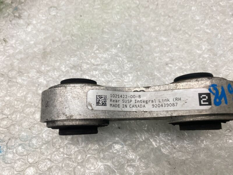 102142200B 2012-2020 Tesla Model S Rear Left or Right Suspension Wishbone Integral Link OEM
