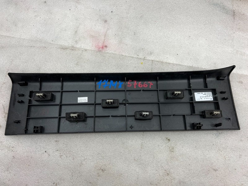 ⭕ 16-20 Tesla Model X Passenger Side Welcome Sill Plate Trim Right 105