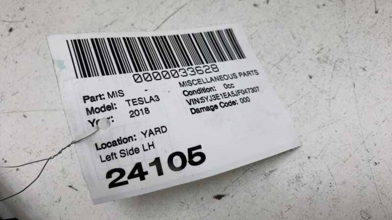 108399200D 2017-2023 Tesla Model 3 Rear Driver Side Taillight Tail Lamp Mount Bracket Left