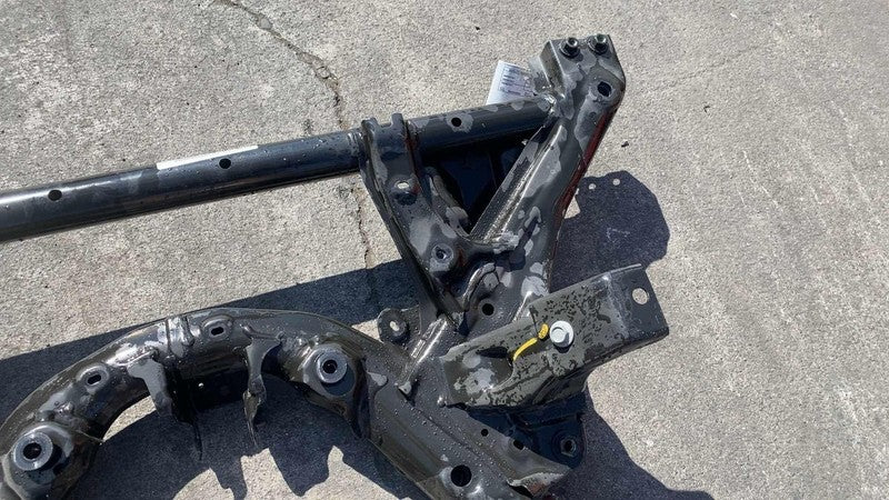 ⭕ 20-24 Model Y Front Subframe Crossmember Cradle w/ Stabilizer Bar 10