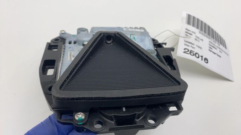 1038482 00 E 2012-2020 Tesla Model S Front Windshield Auto Pilot Mono Camera Control Module