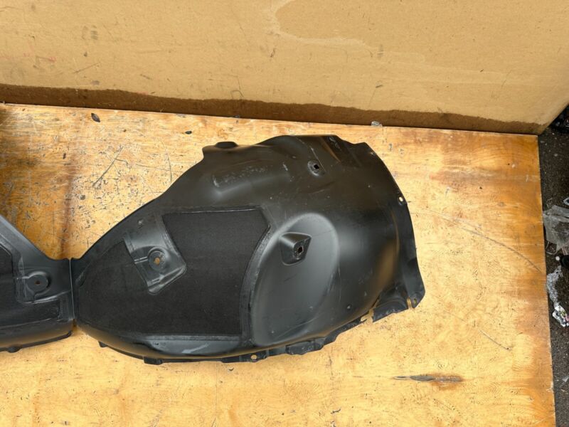 149261400C ⭕20-23 Model Y Front Right Wheel Arch Fender Liner Splash Shield RH 1492614-00-C